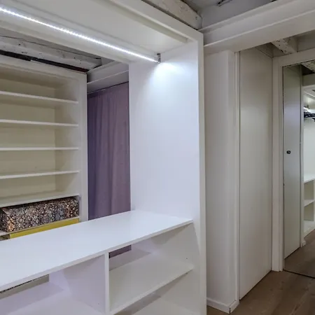 Duomo 8 Min Walk - Sauna Privata, Design & Wi-fi Milano
